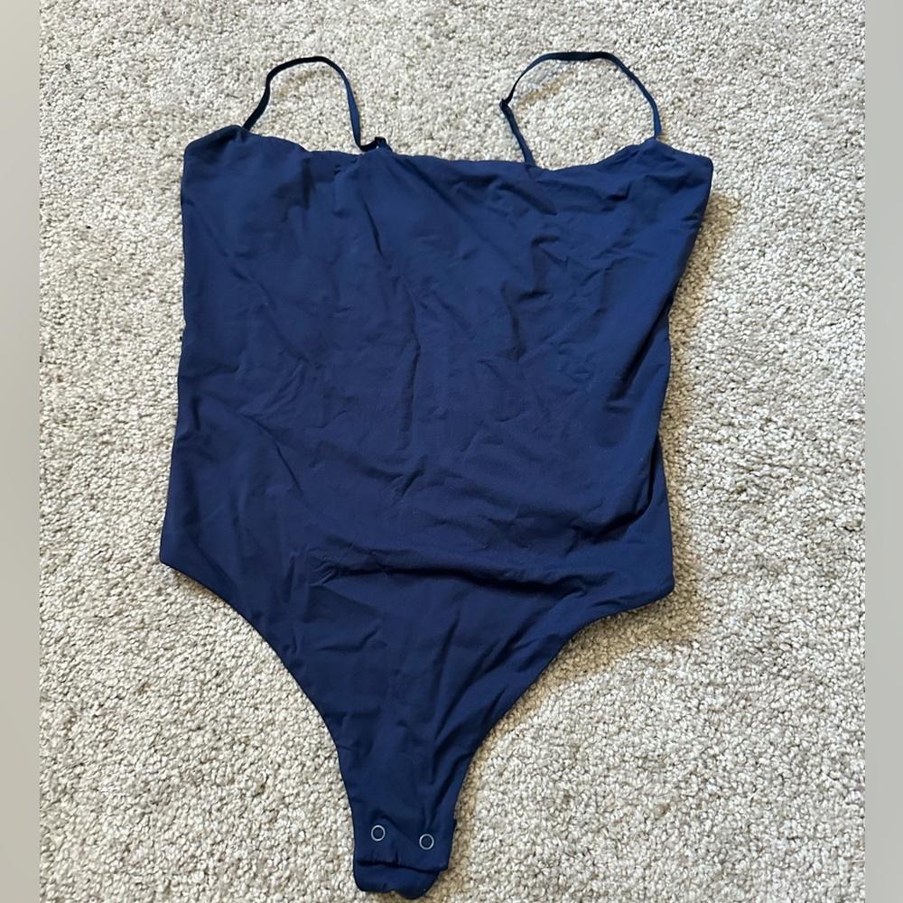 Skims does everybody bodysuit